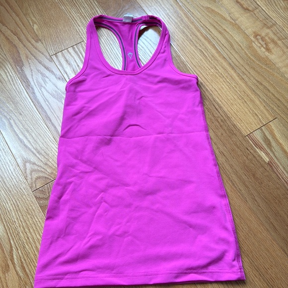Iviva Pink Tank Top - Picture 1 of 2